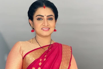 பாண்டியன் ஸ்டோர்ஸ் நடிகை சுஜிதா கட்டிய புது வீடு.. கிரஹப்பிரவேச புகைப்படங்கள் இதோ