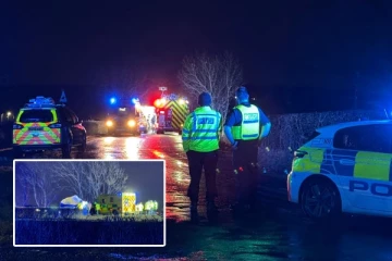 பிரித்தானியாவில் நிகழ்ந்துள்ள மோசமான கார் விபத்து: 3 இளைஞர்கள் உயிரிழப்பு