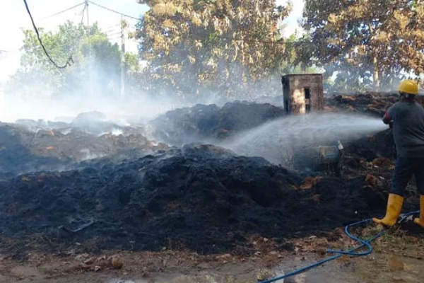 நார் தொழிற்சாலையில் திடீர் தீ விபத்து - லட்சக்கணக்கில் சேதம் | Fire Accident In Puttalam