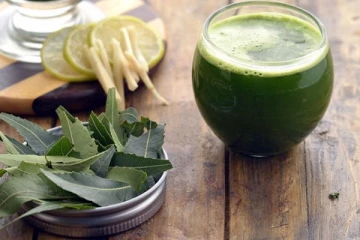 தினமும் வேம்பு ஜூஸ் அருந்துவதால் இத்தனை நன்மைகளா?