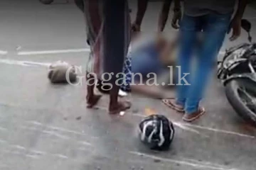 දරුවෙක් වඩාගෙන සිටි කාන්තාවකගේ ගැටී සිදු වූ අනතරකින් ජීවිත දෙකක් බිලිවෙයි.