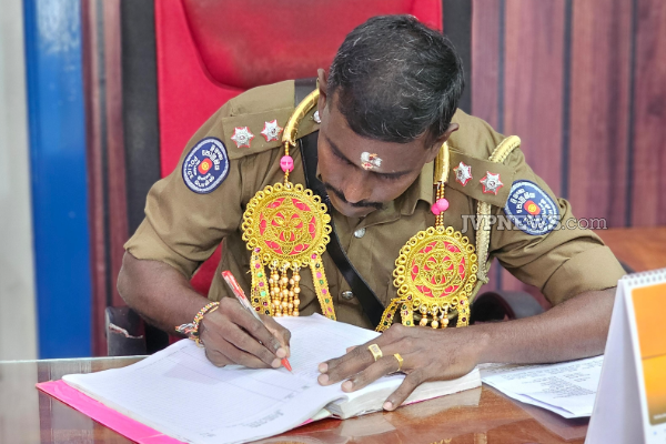 யாழ் சுன்னாகம் பொலிஸ் நிலைய பொறுப்பதிகாரியாக கடமையேற்றார் சிவானந்தன் நிதர்சனம் | Tamil Appointed Chunnakam Police Station யாழ் சுன்னாகம் பொலிஸ் நிலைய பொறுப்பதிகாரியாக கடமையேற்றார் சிவானந்தன் நிதர்சனம் | Tamil Appointed Chunnakam Police Station