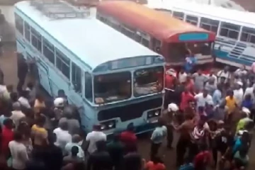 மத்திய பேருந்து நிலையத்தில் ஏற்பட்ட பதற்றம்... ஊழியர்கள் இருவர் வைத்தியசாலையில்!