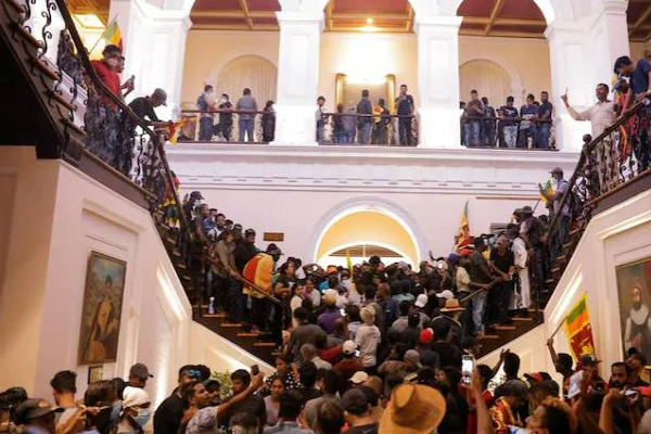 நாளை ரணிலும் பதவி விலகவேண்டும்! போராட்டக்குழு நிபந்தனை | Ranil Should Resign Tomorrow Protesters Condition