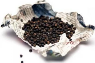 விஷத்தை முறிக்கும் மருத்துவக் குணங்களை கொண்ட மிளகை அளவுக்கு அதிகமாக சாப்பிடுவது ஆபத்து! ஆண்களே உஷார்