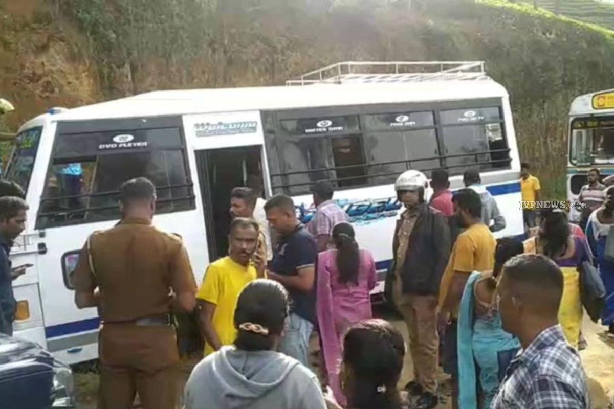 விபத்தில் சிக்கிய பேருந்து பாடசாலை பேருந்து ; 34 மாணவர்கள் காயம் | School Bus Accident Leaves 34 Students Injured