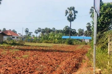 காணி விலை குறித்து அமைச்சர் வெளியிட்ட தகவல்