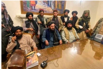 அகதிகளாக ஏத்துக்கோங்க! தாலிபான்களின் வருகையால் கெஞ்சும் தூதர்கள்: குடும்பத்தை நினைத்து  ஒவ்வொரு நிமிடமும் அச்சம்