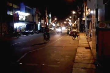 "இருளில் மூழ்கப் போகும் இலங்கை"