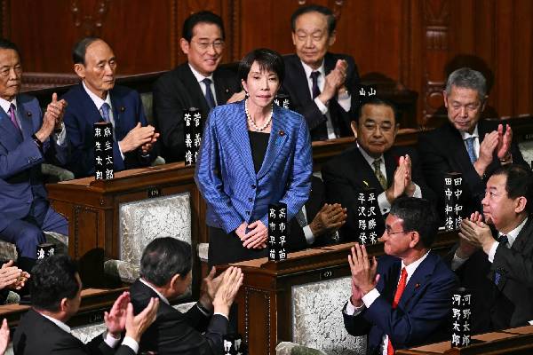 சீனாவை சீண்ட வேண்டாம்... ஜப்பான் பிரதமருக்கு ட்ரம்ப் அறிவுரை | Avoid Escalation Trump Urged Japan