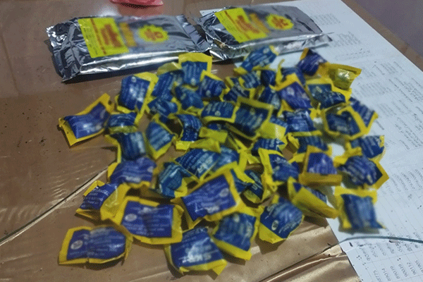 யாழ். பல்கலைக்கழக மாணவன் போதை மாத்திரைகளுடன் கைது | Jaffna Uni Student Arrested For Keeping Drugs