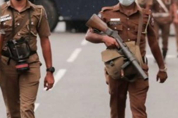 பொலிஸார் நடத்திய துப்பாக்கிச்சூடு: தீவிர சிகிச்சையில் பாடசாலை மாணவர்! | Police Shooting School Student In Intensive Care