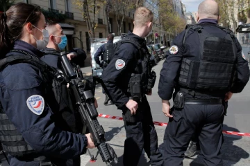 பிரான்ஸ் தலைநகரில் இடம்பெற்ற துப்பாக்கிச்சூடு: நபர் ஒருவருக்கு நேர்ந்த பரிதாபம்!