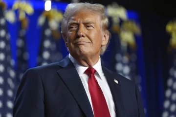 இந்த பெருமை எனக்கு தான்! சம்பளத்தை நன்கொடையாக வழங்கிய டிரம்ப்: எதற்காக தெரியுமா?