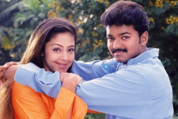 இரண்டு சூப்பர்ஹிட் விஜய் திரைப்படத்தை தவறவிட்ட ஜோதிகா.. எந்தெந்த படங்கள் தெரியுமா