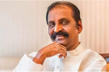 புகழ்ந்த மலையாள நடிகை - பரவசத்தில் திளைத்த கவிஞர் வைரமுத்து!