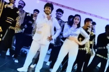 சாண்டியுடன் இணையத்தை அலறவிட்ட இலங்கை பெண்! தீயாய் பரவும் காட்சி.... குவியும் ஸைக்ஸ்