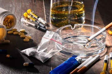 8 பெண்கள் உட்பட 592 பேர் கைது!