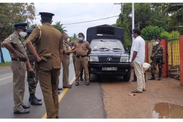 சிவகுமாரனின் நினைவேந்தலுக்கு பொஸிசார் அனுமதி மறுப்பு - தவிசாளர் தனித்து அஞ்சலி