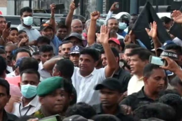 විපක්ෂ නායක සජිත්ගෙන්  විශේෂ හෙළිදරව්වක්..