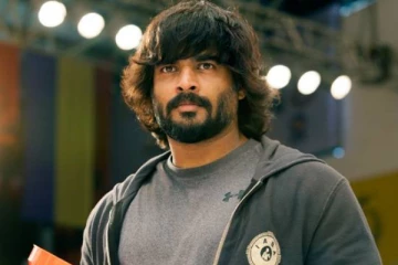 நடிகர் மாதவனின் மகனா இது! நன்றாக வளர்ந்து விட்டாரே.. புகைப்படத்துடன் இதோ