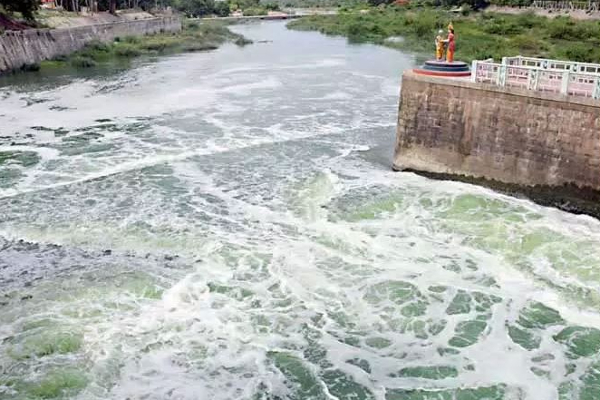 தொடர்மழை எதிரொலி : தமிழகத்தில் 5 மாவட்டங்களுக்கு வெள்ள அபாய எச்சரிக்கை! - தமிழ்நாடு