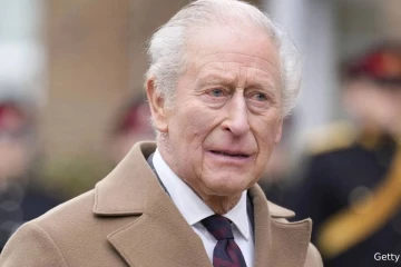 இளவரசர் ஆண்ட்ரூவால் பாதிக்கப்பட்ட இளம்பெண்ணின் குடும்பம்: மன்னர் சார்லசுக்கு விடுத்துள்ள கோரிக்கை