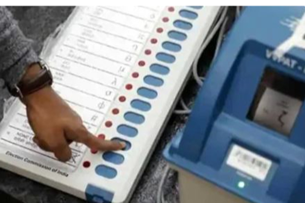 அரியலூர் - கட்டுபாட்டு இயந்திரம் பழுது காரணமாக 1 மணிநேரம் வாக்குபதிவு நிறுத்திவைப்பு - தமிழ்நாடு