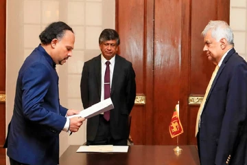 ரணில் ஜனாதிபதியானால் மீண்டும் ஆளுநர் நானே : நவீன் திஸநாயக்க சூளுரை