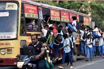 பேருந்து பயணம்: மாணவர்களுக்கு இவர்கள்தான் பொறுப்பு!