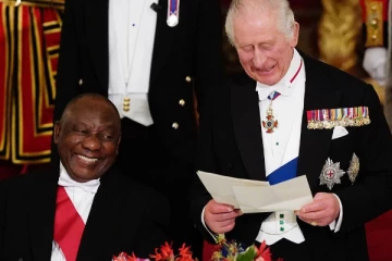 பிரித்தானிய மகாராணியாருக்கு நெல்சன் மண்டேலா வைத்த பெயர்: சார்லஸ் வெளியிட்ட நகைச்சுவை தகவல்