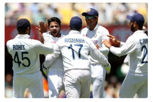 “உட்ராதீங்க எப்போவ்…உட்ராதீங்க எம்மோவ்”,இவர் பேட்டிங், பந்துவீச்சு என இரண்டிலும் கலக்குவார் - முன்னாள் வீரர் உறுதி - தமிழ்நாடு