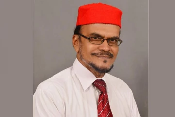 தேசிய‌ அர‌சிய‌லில் சாதிக்க‌ ஜே.வி.பி தமது இட‌து சாரி கொள்கையை நீக்க வேண்டும்: அப்துல் ம‌ஜீத்