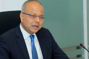 සෞඛ්‍ය ක්ෂේත්‍රයේ ගැටලු ගැන ගත් තීරණය