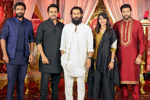 பொன்னியின் செல்லன் படத்தின் அதிகாரபூர்வ சென்சார் சான்றிதழ்! ரன்-டைம் என்ன தெரியுமா? | Ponniyin Selvan Censor Certificate பொன்னியின் செல்லன் படத்தின் அதிகாரபூர்வ சென்சார் சான்றிதழ்! ரன்-டைம் என்ன தெரியுமா? | Ponniyin Selvan Censor Certificate