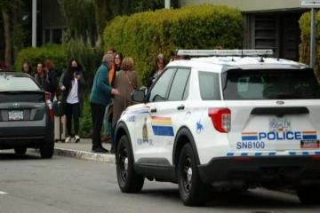 விக்டோரியா விமான நிலையத்தில் மர்மப்பொருள்? விமானப் பயணங்கள் ரத்து