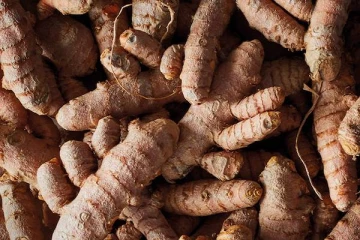 இந்தியாவில் இருந்து கடத்தி வரப்பட்ட மஞ்சளுடன் ஐவர் கைது!