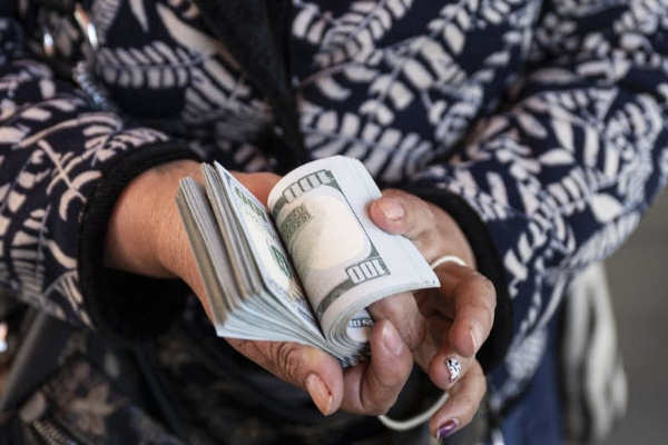 அமெரிக்காவில் சட்டவிரோத குடியேறிகளுக்கு வெளியான அதிரடி அறிவிப்பு! | Us Migrants Voluntarily Leave Special Allowance