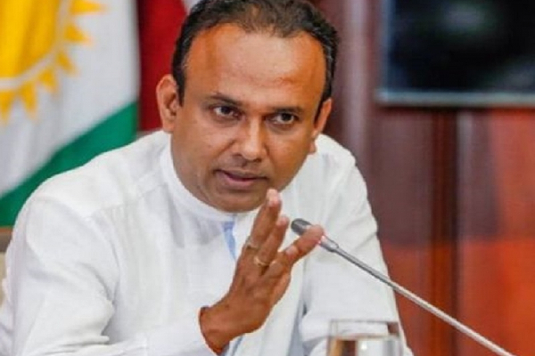 நூறு அத்தியாவசிய மருந்துகளுக்கு கட்டுப்பாட்டு விலை : சுகாதார அமைச்சர் | Price Controls On Essential Meds Ramesh Pathirana