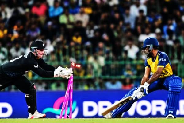 அரையிறுதி வாய்ப்பை இழந்தது இலங்கை: சொந்த மண்ணில் ரசிகர்களுக்கு ஏமாற்றம் | Sl Vs Nz T20 World Cup Super 8 Loss