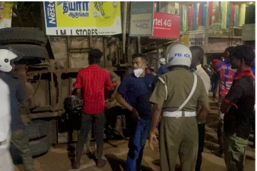 நாடளாவிய ரீதியில் ஏற்பட்ட வீதி விபத்துக்கள் (Photos)