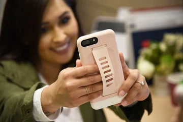 ஸ்மார்ட்போனை பராமரிப்பது எப்படி?இந்த 7 டிப்ஸ் உங்களுக்கு மிகவும் பயனளிக்கும்