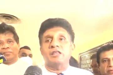 "..ඇමති කටු සුප්පු කරන දේශපාලනයකට කිසිසේත්ම සූදානම් නෑ.." සජිත්ගෙන් සැර ප්‍රකාශයක්..!(VIDEO)