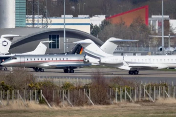 ரஷ்ய விமானங்களை கைப்பற்றிய பிரித்தானியா!