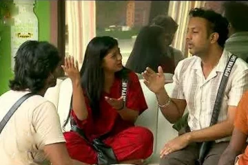 பிக்பாஸிலிருந்து அதிரடியாக வெளியேறிய போட்டியாளர்... யாரும் எதிர்பாராத அதிர்ச்சி