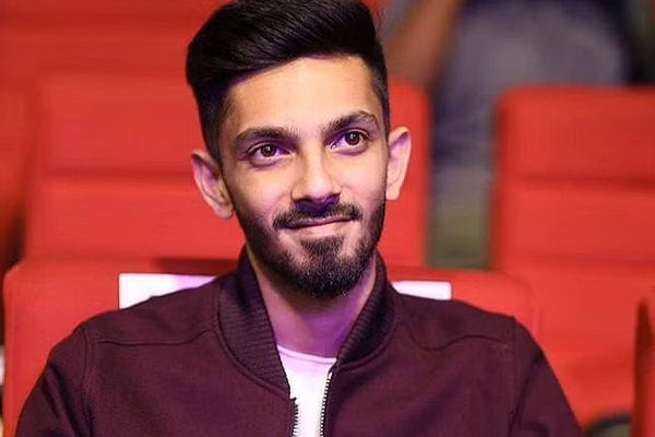 சம்பளமே வாங்காமல் வேலை செய்யும் இசையமைப்பாளர் அனிருத்.. பலருக்கும் தெரியாத ஷாக்கிங் தகவல் | Anirudh Is Not Getting Salary