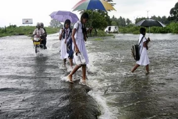 சீரற்ற காலநிலை; நாளை விசேட விடுமுறை