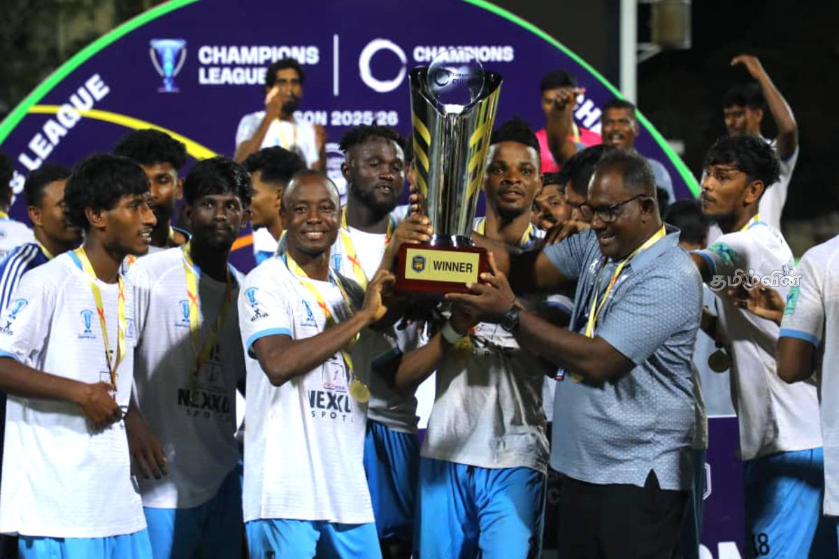 உதைபந்தாட்ட போட்டியில் சாதனை படைத்த யாழ். வீரர்கள்! | Jaffna Players Achieved In Football Competition