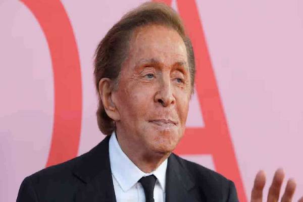 இத்தாலிய ஆடை வடிவமைப்பாளர் வலண்டினோ காலமானார் | Italian Fashion Designer Valentino Passes Away