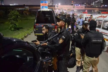 பாகிஸ்தானில் ஜீப் பள்ளத்தாக்கில் கவிழ்ந்ததில் 8 பேர் பலி